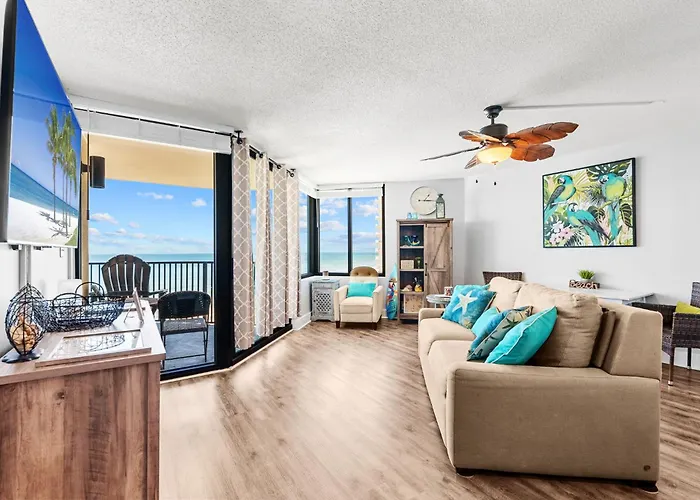 Sunbird Beachfront Resort Condo! Free Beach Chairs! By Dolce Vita Getaways Pcb