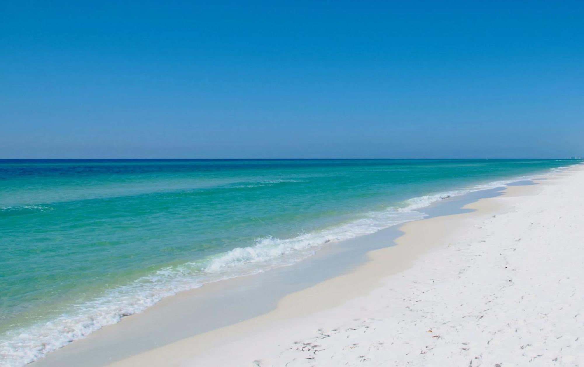 Sunbird Beachfront Condo! Free Chairs! By Dolce Getaways Pcb Apartment