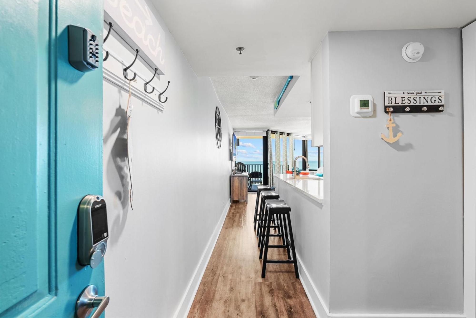 Sunbird Beachfront Condo! Free Chairs! By Dolce Getaways Pcb Panama City Beach
